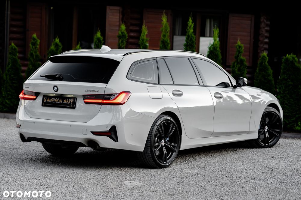 BMW Seria 3 330d xDrive M Sport - 11
