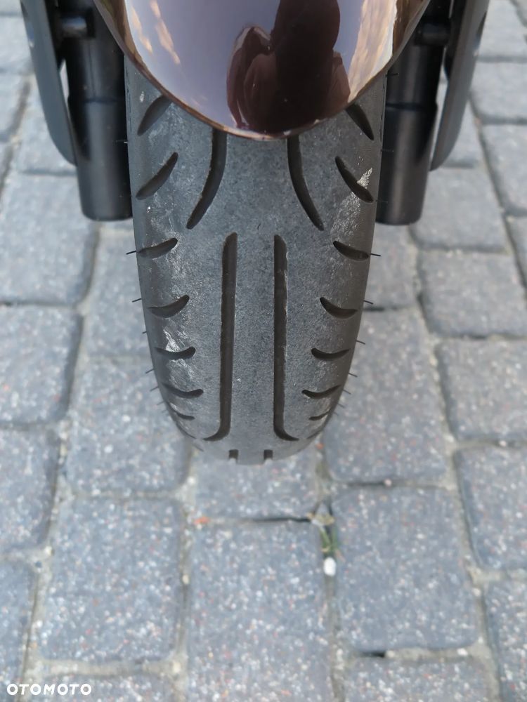 Kymco Downtown - 18