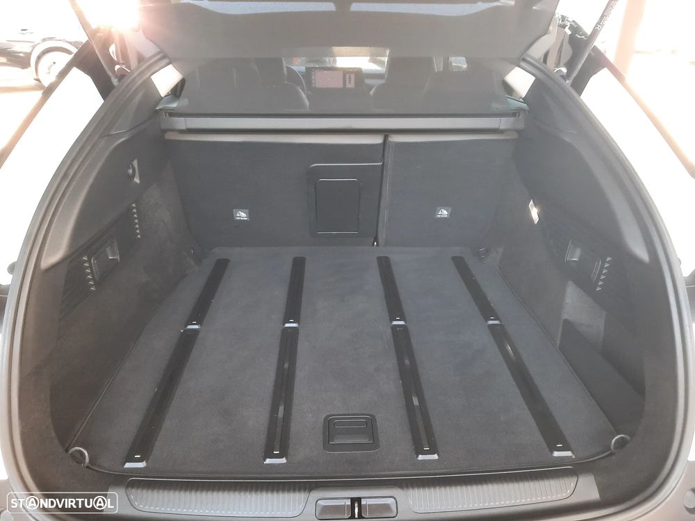 Citroën C5 X 1.6 Hybrid Shine e-EAT8 - 37