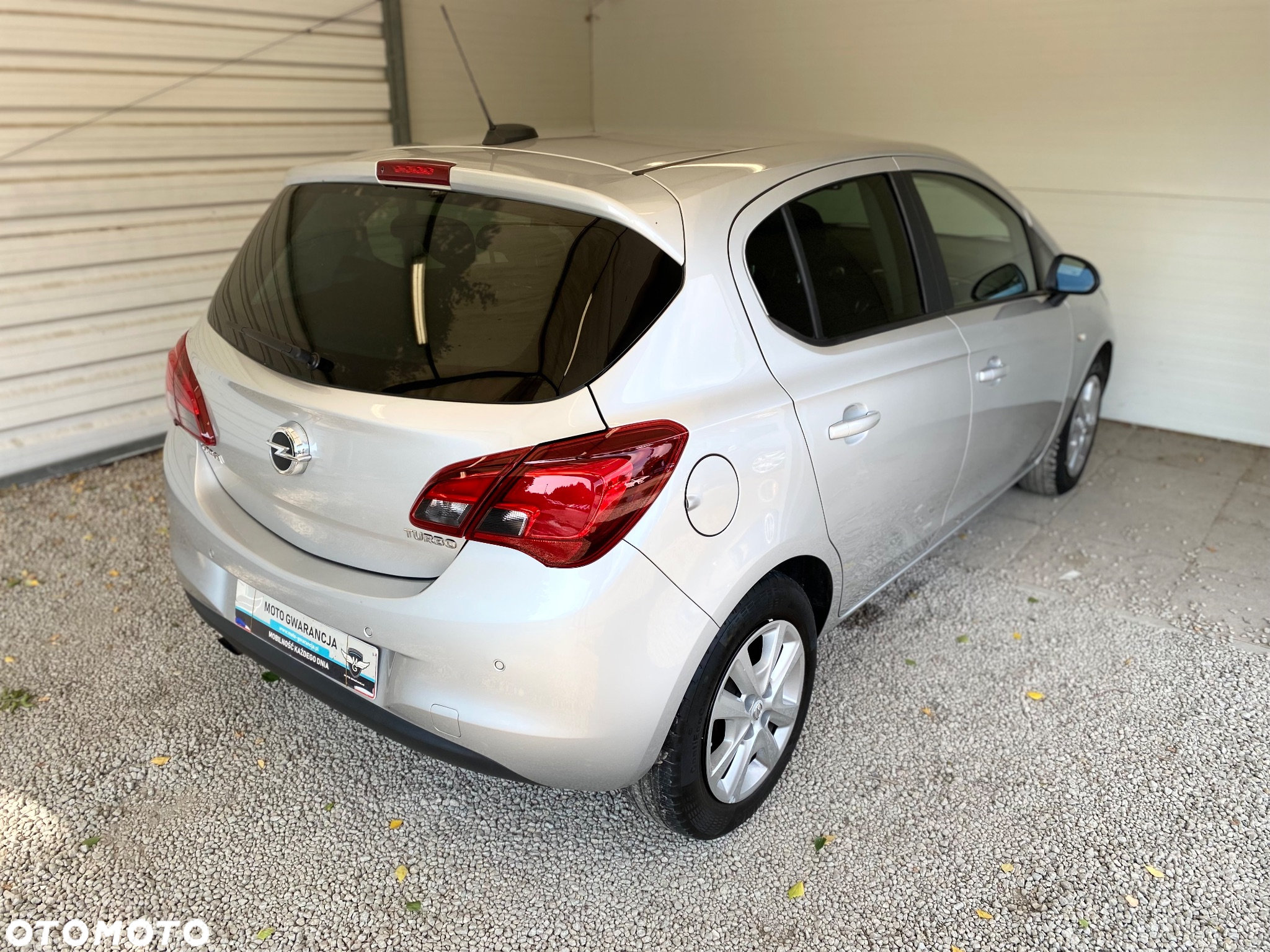 Opel Corsa 1.4 T Cosmo S&S - 29
