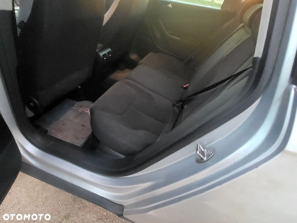 Volkswagen Passat 2.0 TDI 4Mot Highline - 7