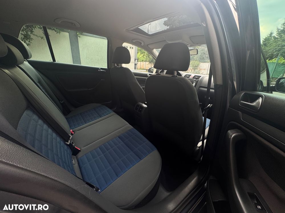 Volkswagen Golf - 13