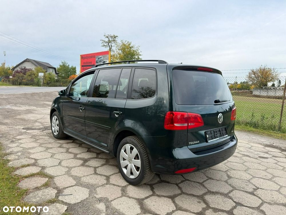 Volkswagen Touran - 3