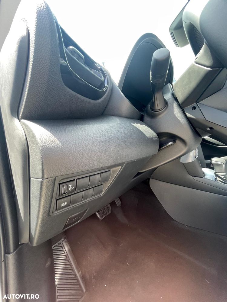 Toyota Yaris 1.5 VVT-i HSD Active - 10