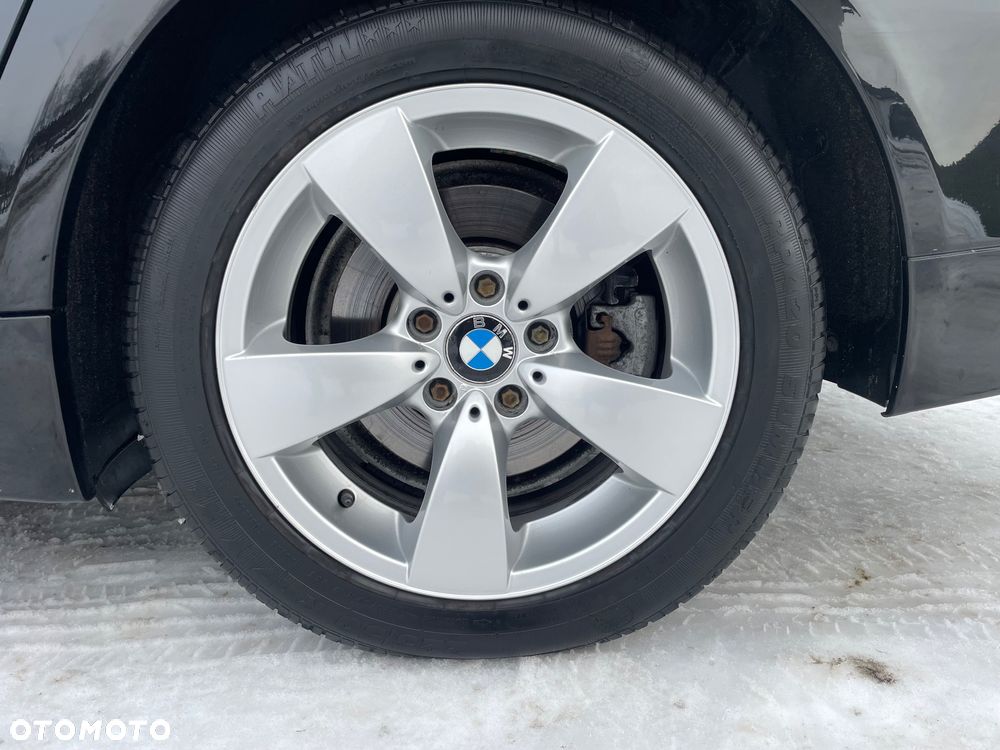 BMW Seria 5 520d Edition Lifestyle - 39