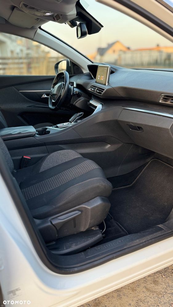 Peugeot 5008 1.6 THP Active S&S EAT6 - 15