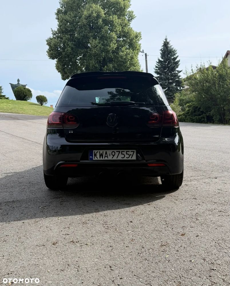 Volkswagen Golf - 6