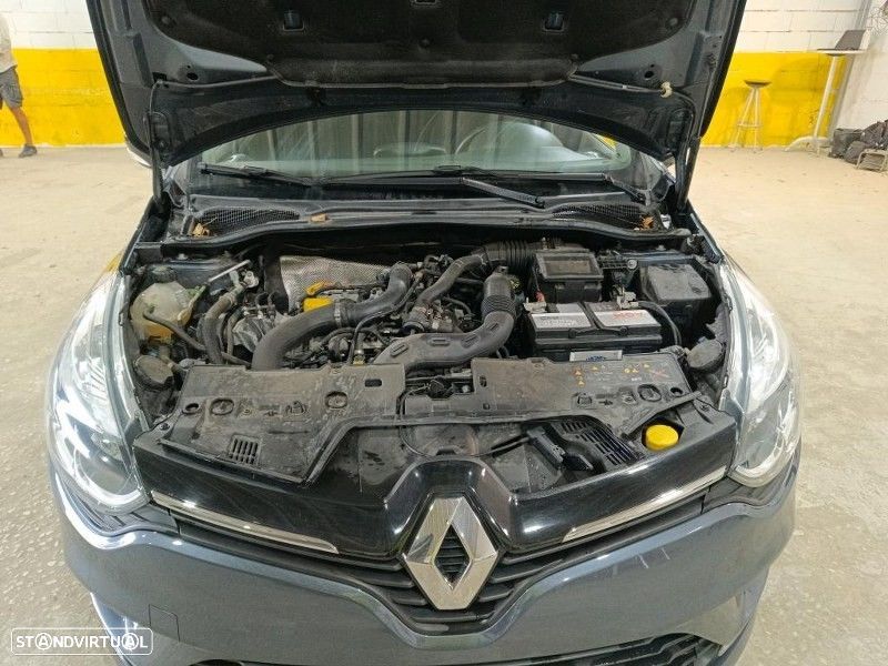 Renault Clio Sport Tourer 0.9 TCe Limited - 12