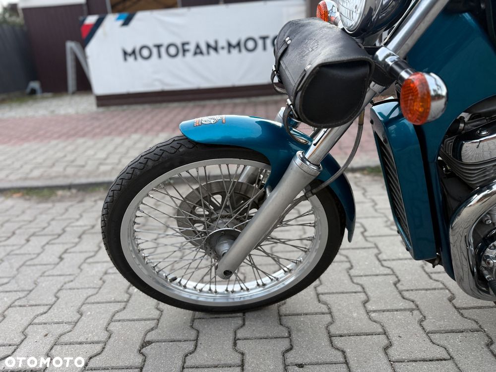 Suzuki Intruder - 22
