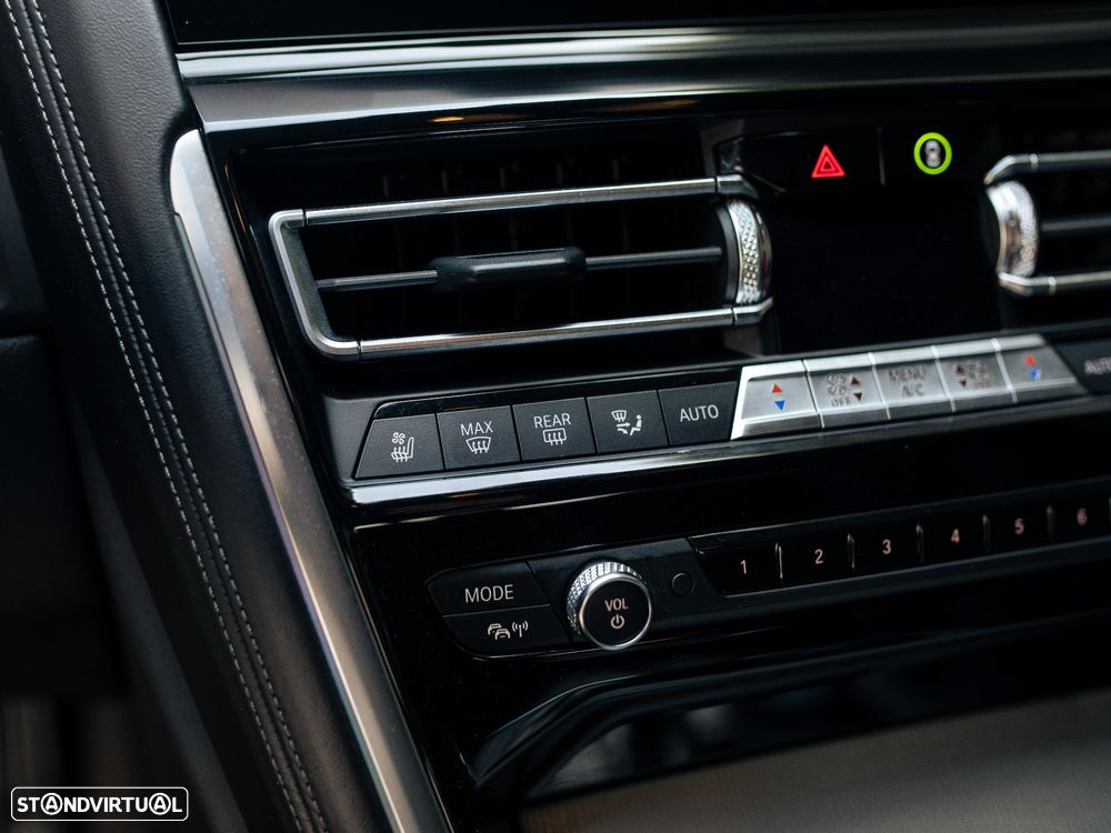 BMW 840 d xDrive Pack M - 38