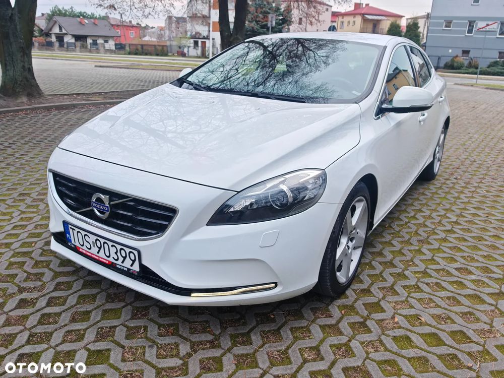 Volvo V40 T2 - 23