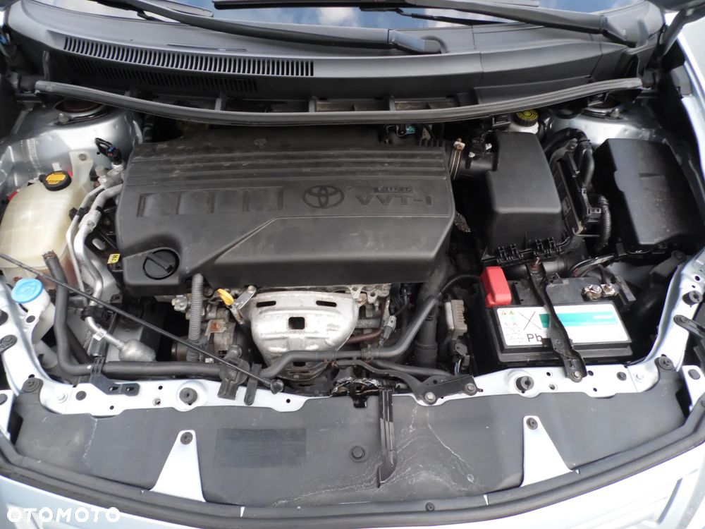 Toyota Auris 1.33 VVT-i Edition - 18