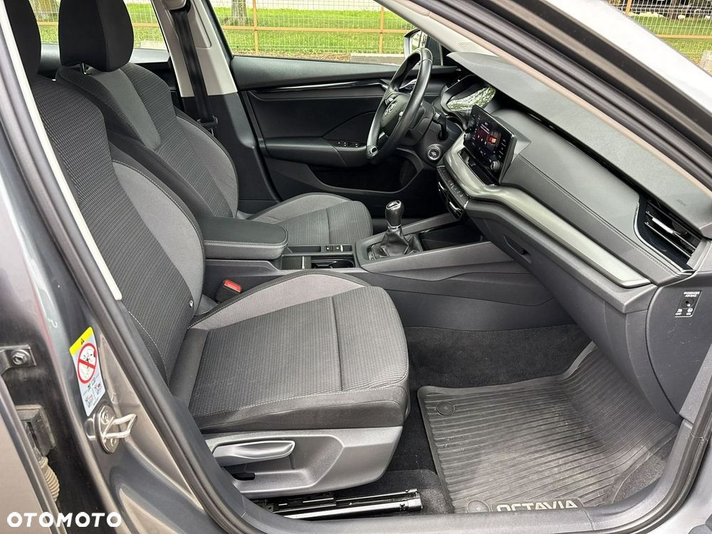 Skoda Octavia 2.0 TDI Ambition - 15