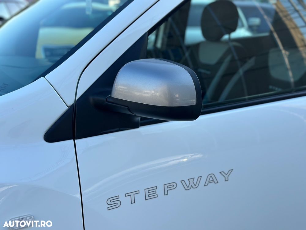 Dacia Lodgy 1.5 Blue dCi Stepway - 10