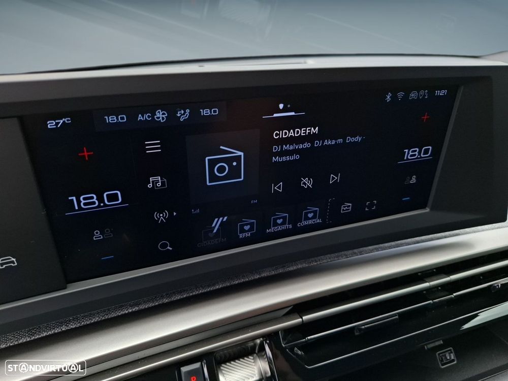 Peugeot 3008 1.2 Hybrid Allure e-DCS6 - 17