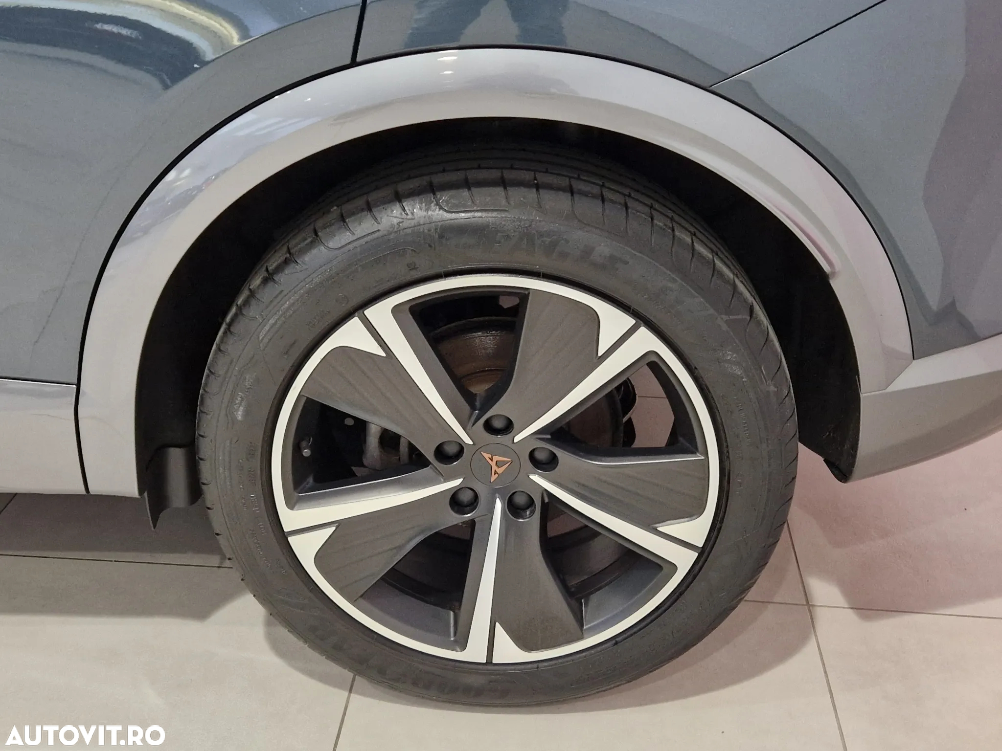 Cupra Formentor 1.4 e-Hybrid DSG - 10