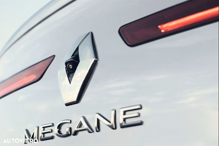 Renault Megane TCe 140 GPF Techno - 7