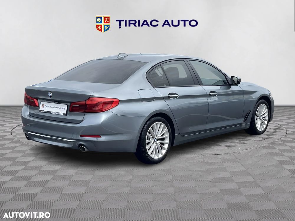 BMW Seria 5 530d xDrive Aut. Luxury Line - 5