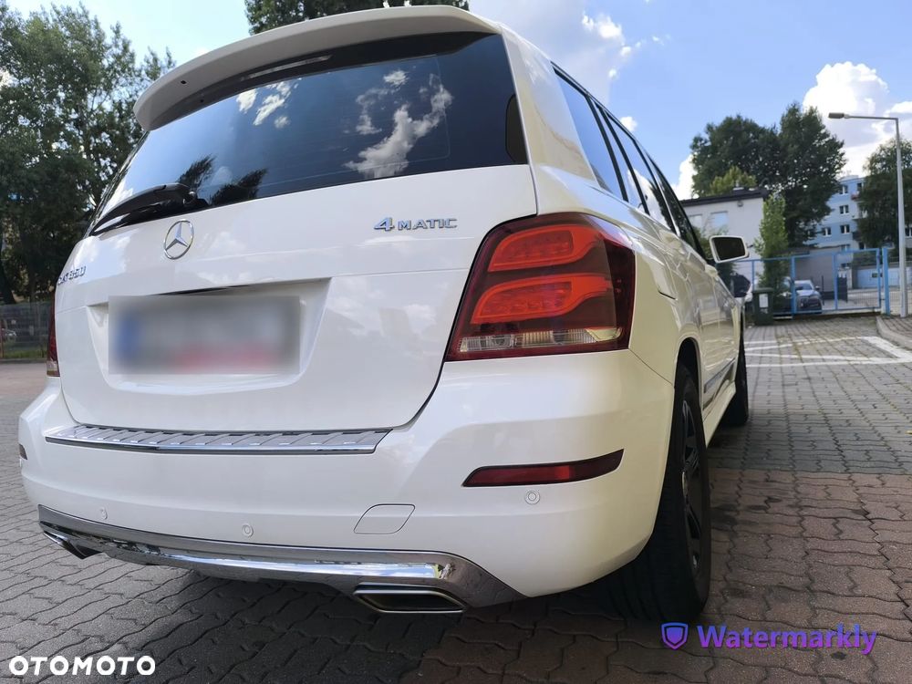 Mercedes-Benz GLK 350 4-Matic - 8