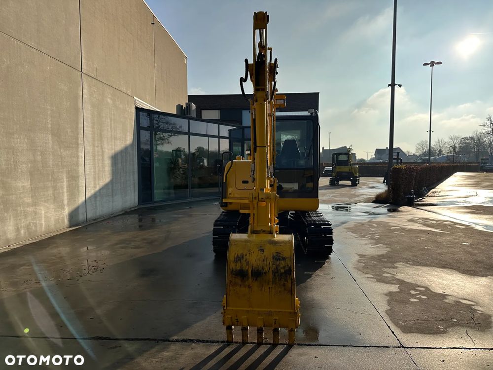 Komatsu PC56 - 3