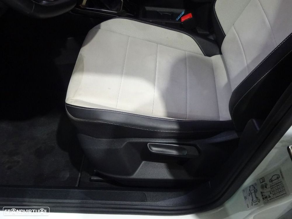 VW T-Roc 1.5 TSI Black Style DSG - 11