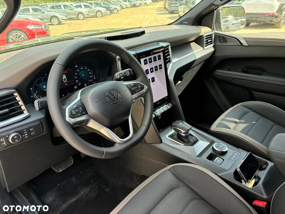 Volkswagen Amarok - 12