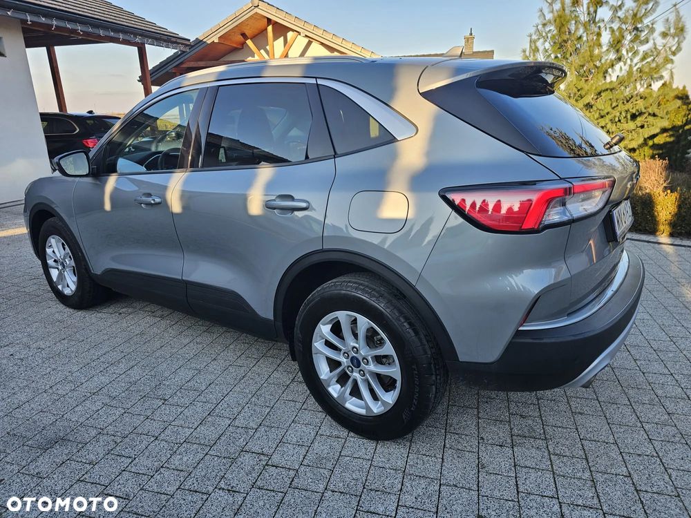 Ford Kuga 2.5 FHEV FWD Titanium X - 4