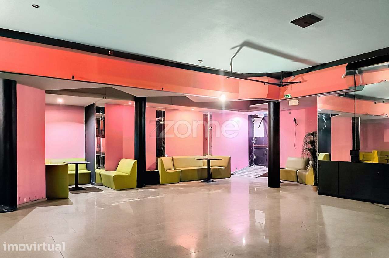 Comércio | 2145 m² de terreno | Esgueira | – pohled 2