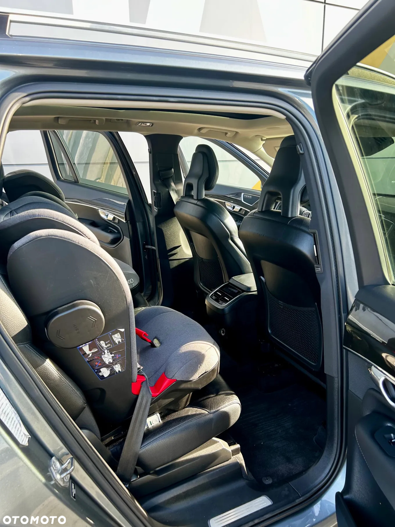 Volvo XC 90 T6 AWD Momentum 7os - 12