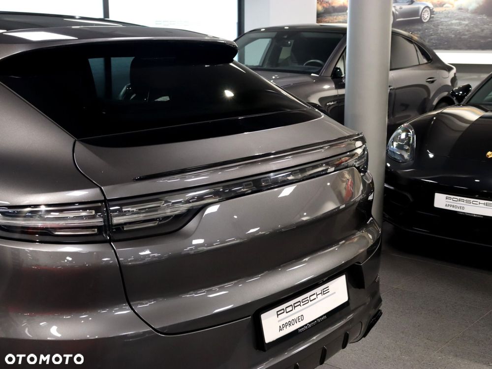 Porsche Cayenne Standard - 2