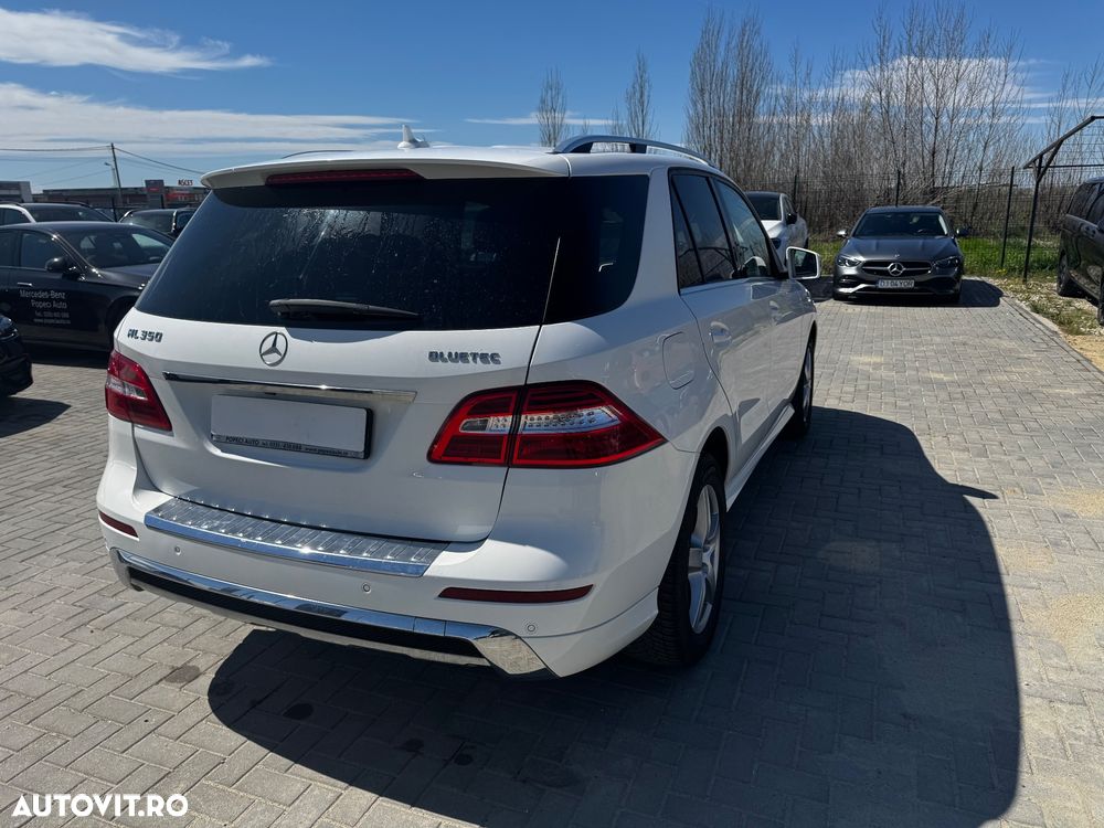 Mercedes-Benz ML - 15