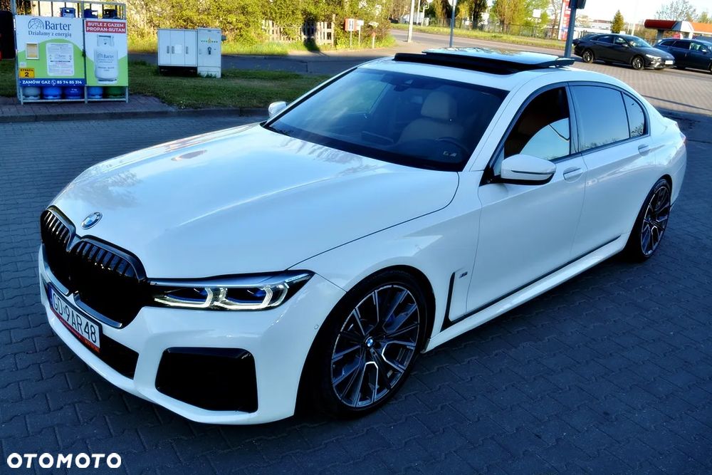 BMW Seria 7 750Li xDrive - 21