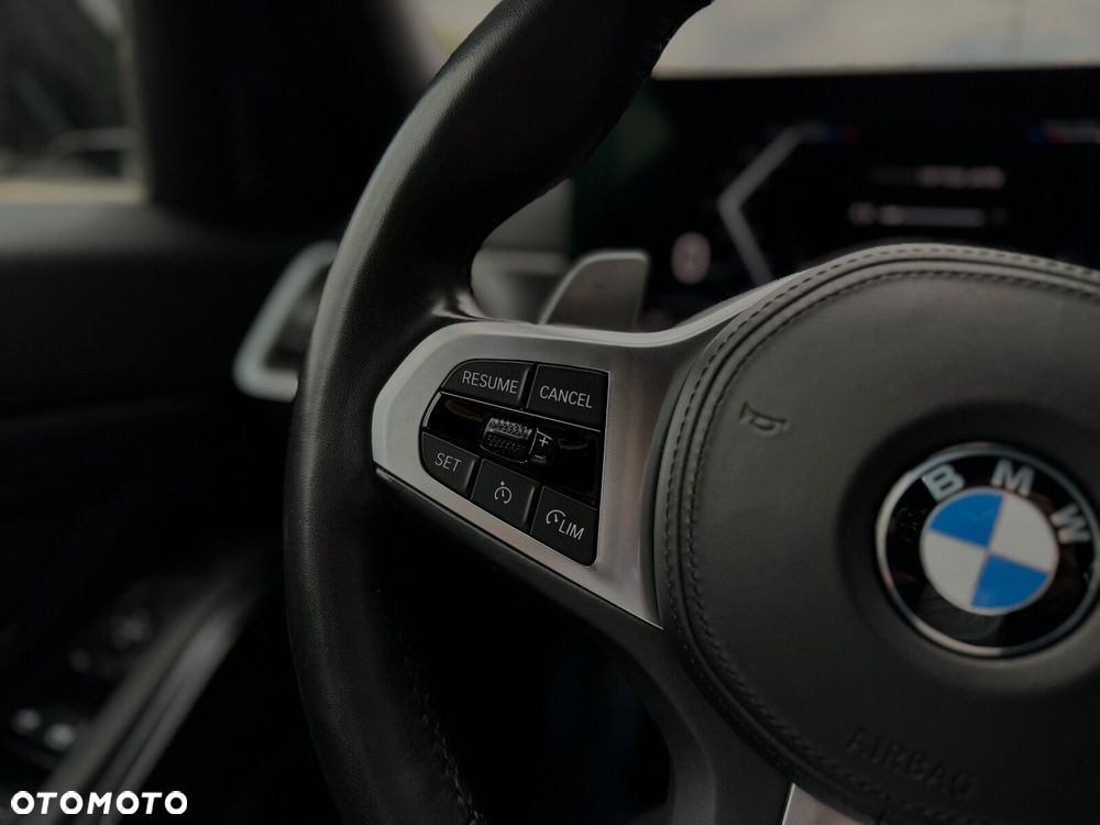 BMW Seria 3 318d M Sport - 22