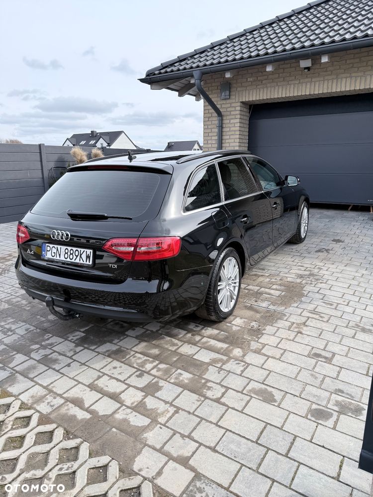 Audi A4 Avant 2.0 TDI S tronic - 8