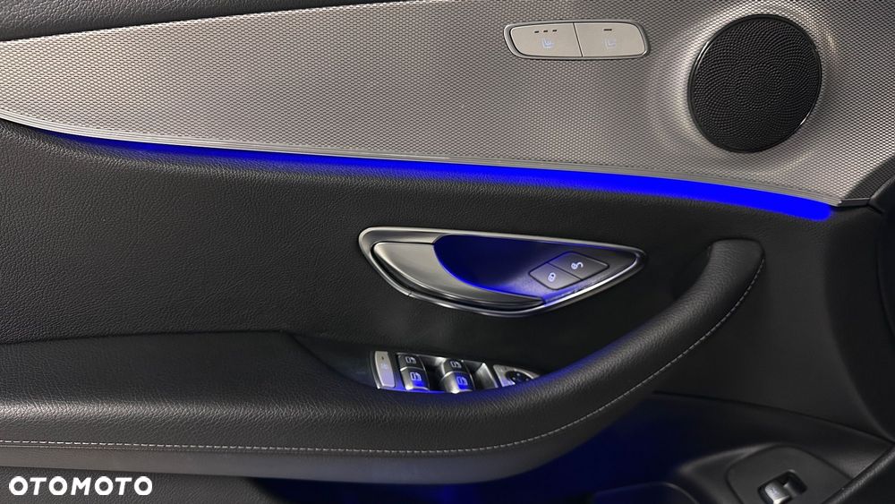 Mercedes-Benz Klasa E 220 d Business Edition 9G-TRONIC - 30