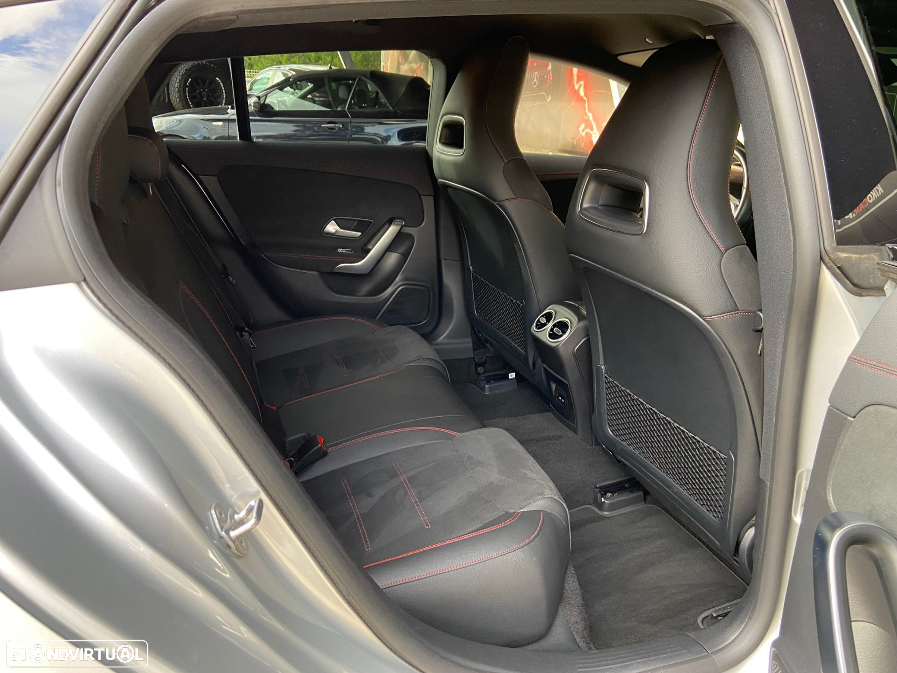 Mercedes-Benz CLA 180 d Shooting Brake AMG Line Aut. - 48