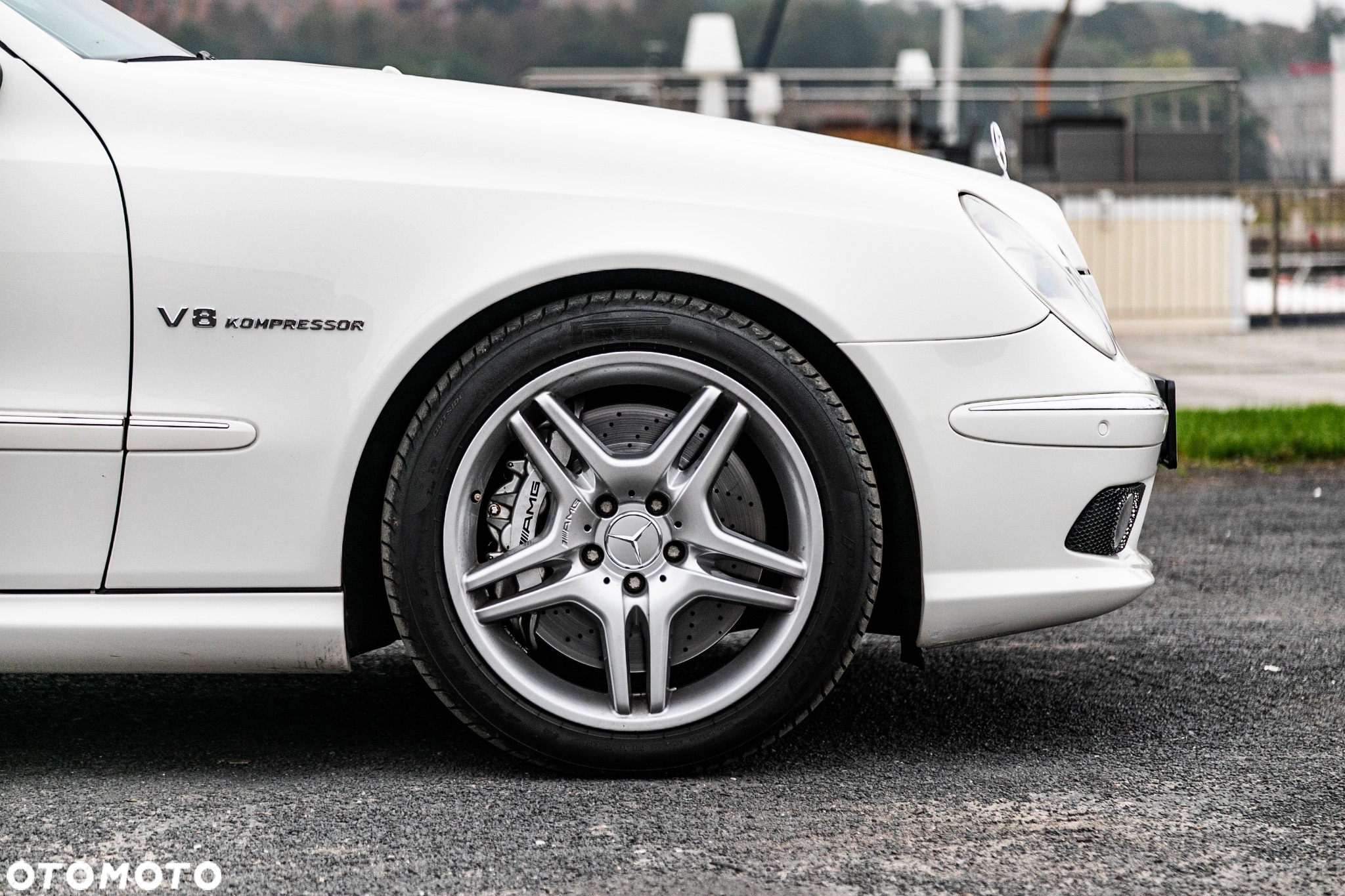 Mercedes-Benz Klasa E 55 AMG - 9