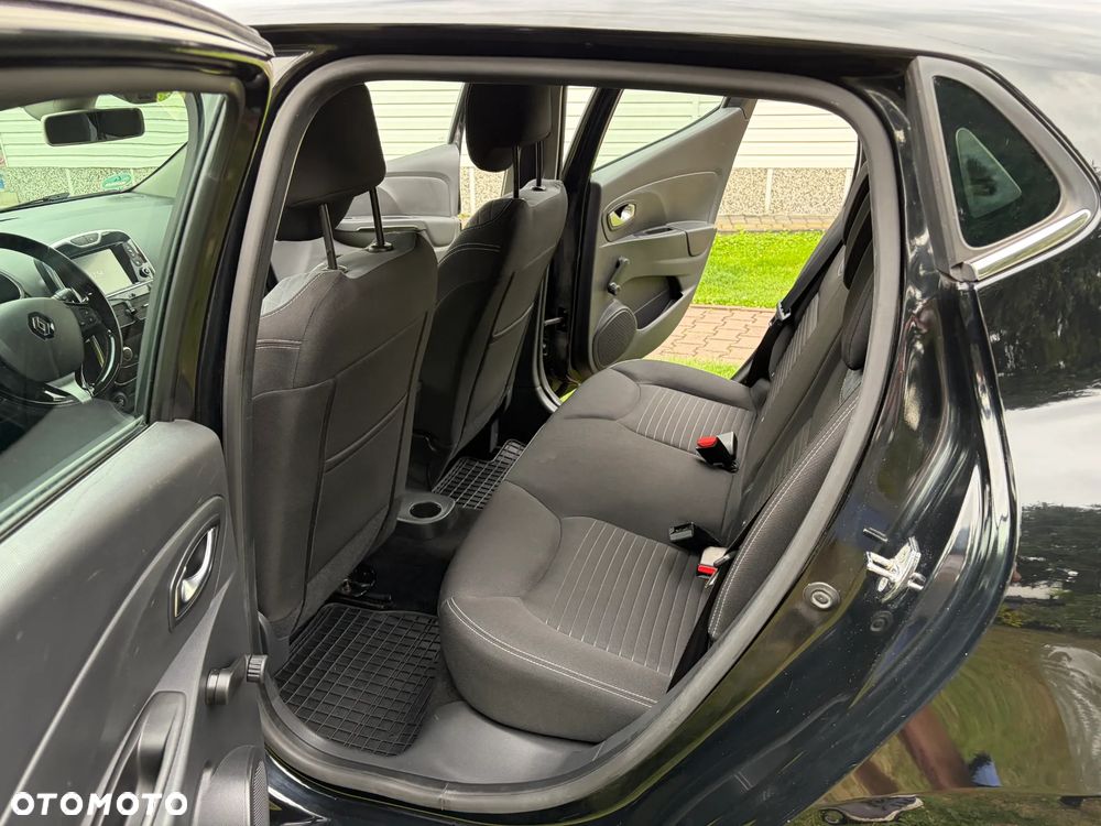 Renault Clio Energy TCe 90 Start & Stop Experience - 11