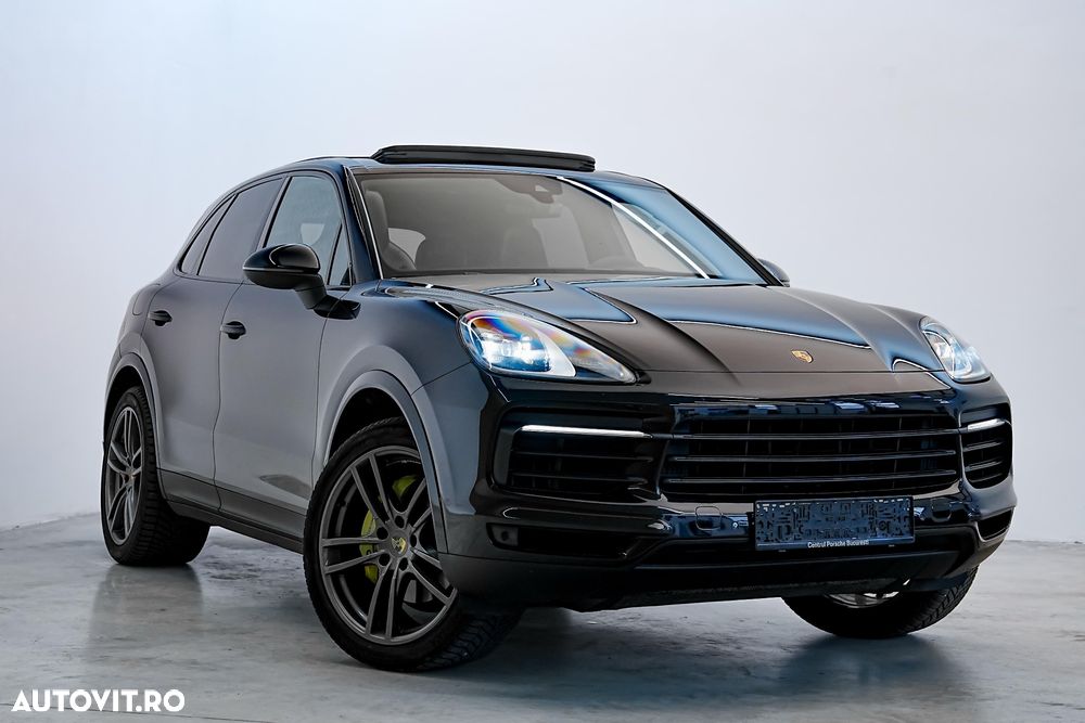 Porsche Cayenne Standard - 1