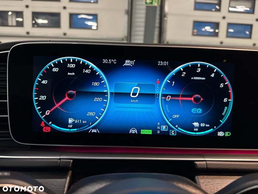 Mercedes-Benz GLE - 25