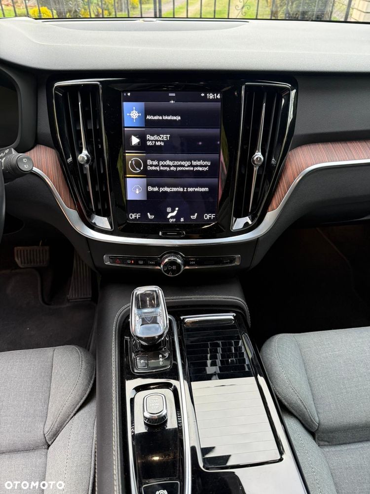 Volvo V60 T6 AWD Plug-In Hybrid Inscription - 23
