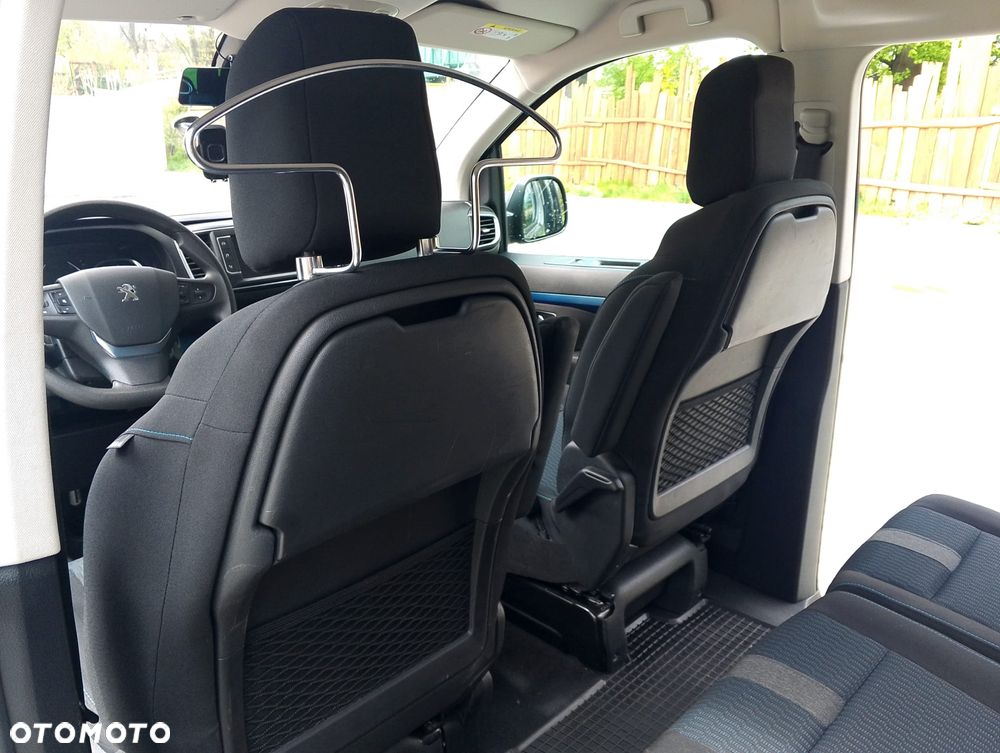Peugeot Traveller 2.0 BlueHDi Compact Active - 26