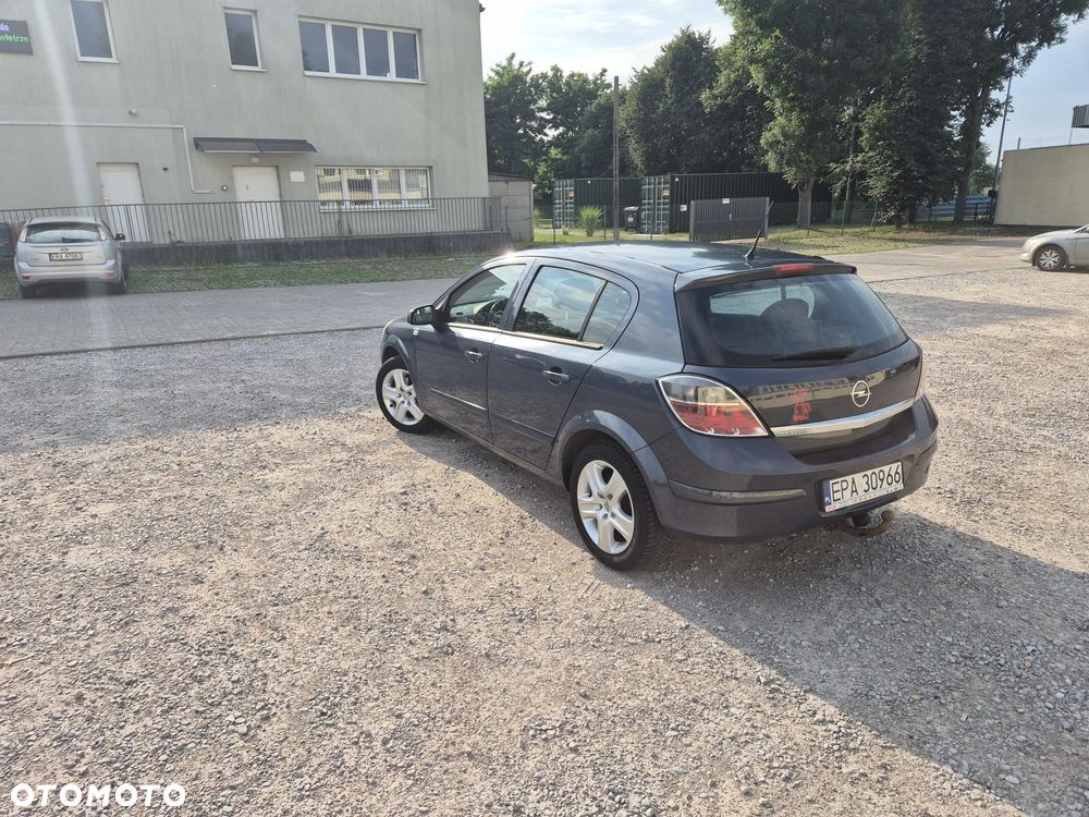 Opel Astra 1.6 - 12