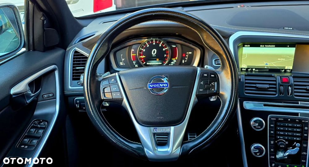 Volvo XC 60 T5 Drive-E R-Design Summum - 37