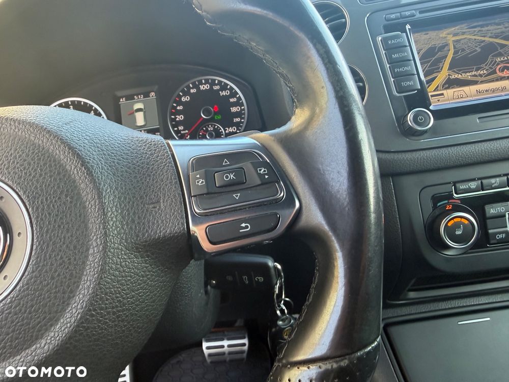 Volkswagen Tiguan - 24