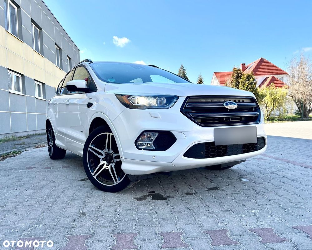 Ford Kuga 2.0 TDCi 4x4 ST-Line - 38
