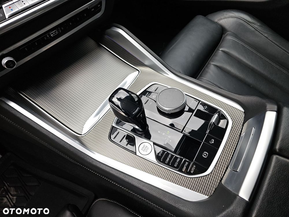 BMW X6 - 19