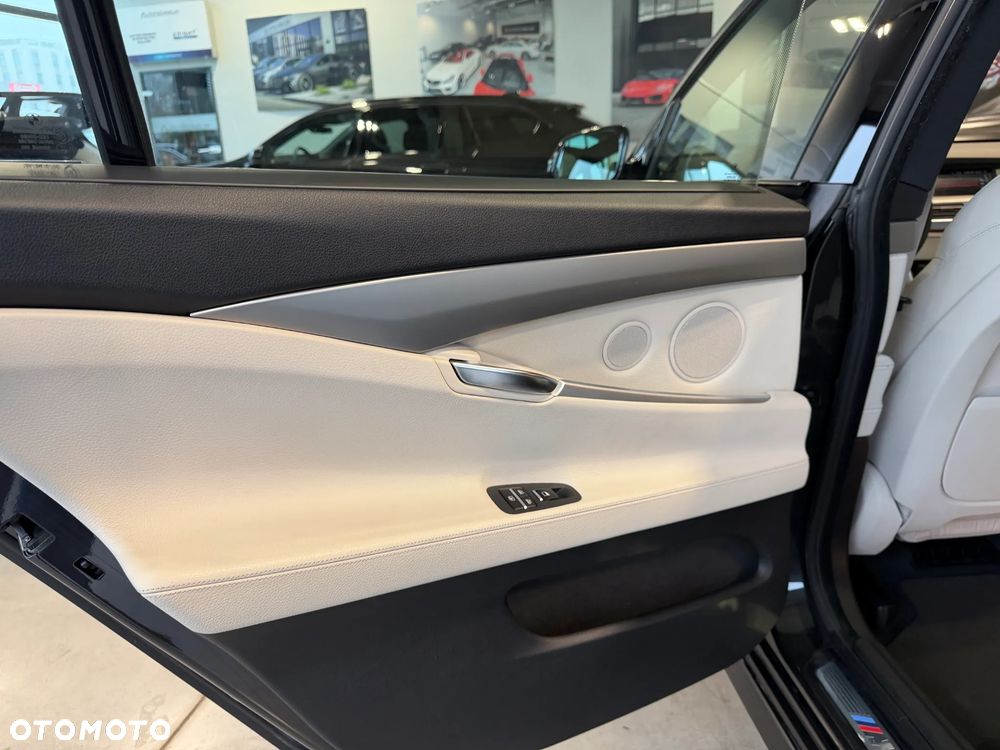 BMW Seria 5 535d xDrive Sport-Aut - 22