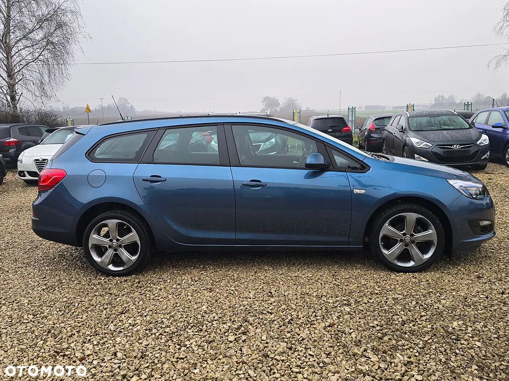 Opel Astra 1.4 Turbo Cosmo - 6