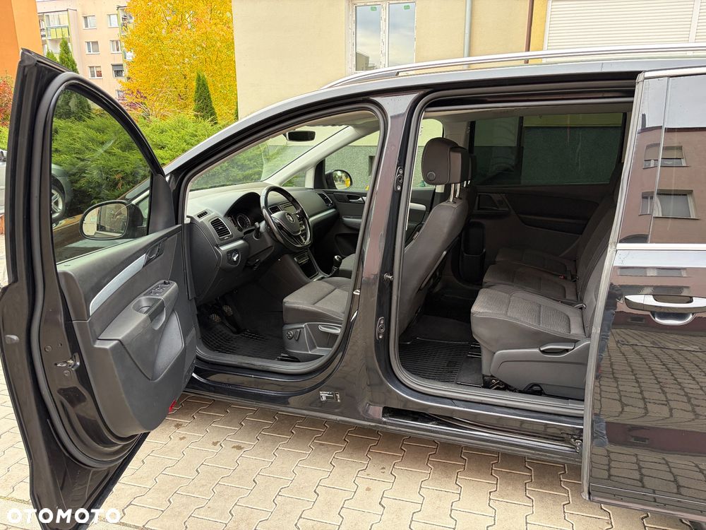 Volkswagen Sharan - 25